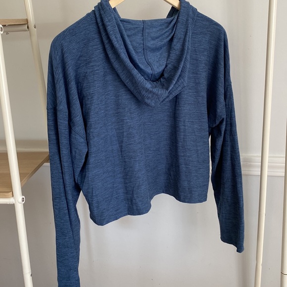 Kyodan Blue Cropped Sweater - Picture 3 of 3